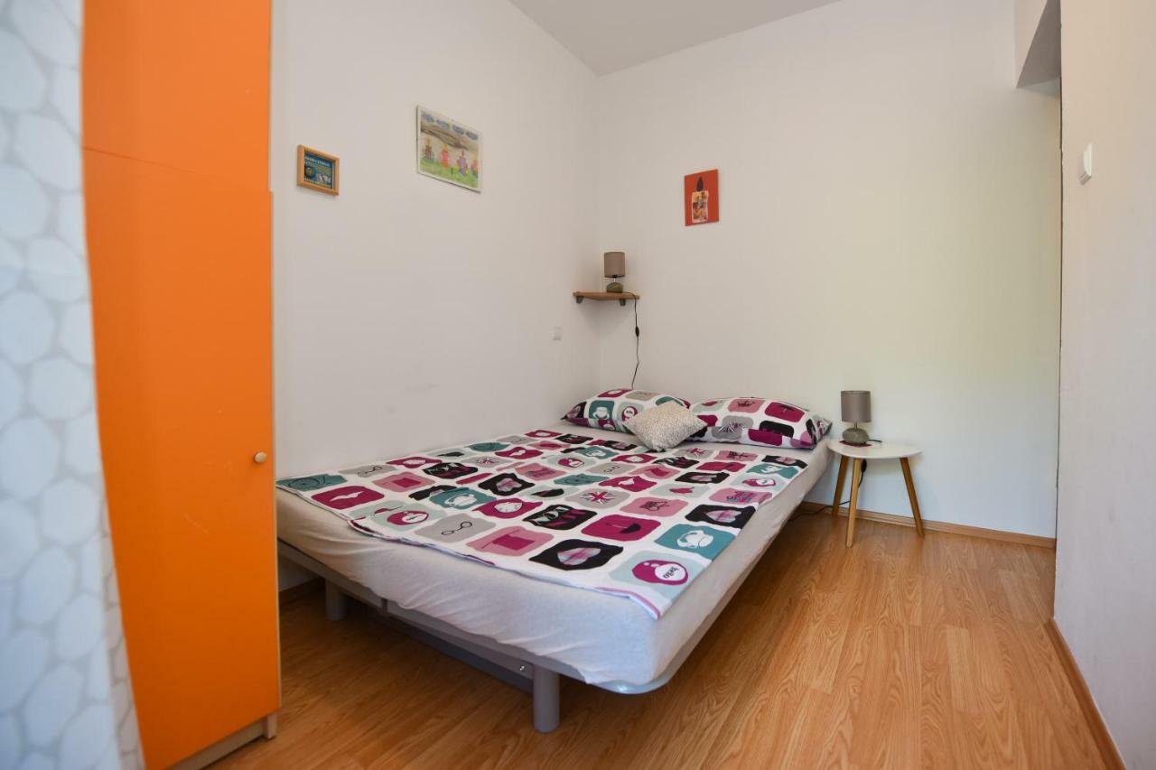 Apartments Enya Новалья Экстерьер фото