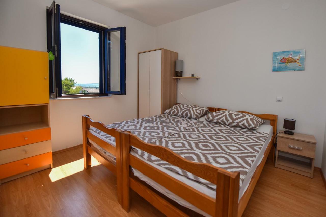 Apartments Enya Новалья Экстерьер фото